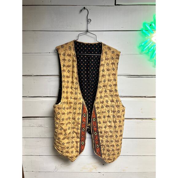 Unique & Vintage Southwestern Styled Men's/Unisex Buffalo Print Vest - Picture 1 of 5